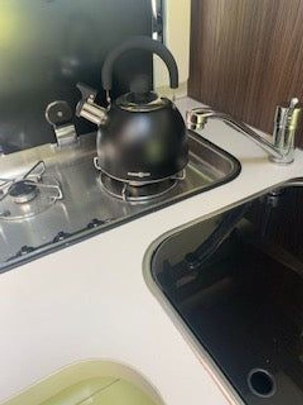 Plystrekjele med isolert håndtak - 1,8 liter kaffekjele